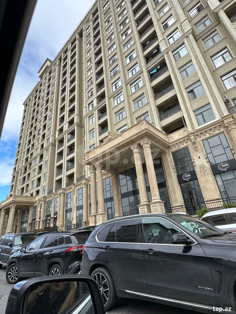 4-otaqlı yeni tikili, Sergey Senyuşkin küç., 171 m²