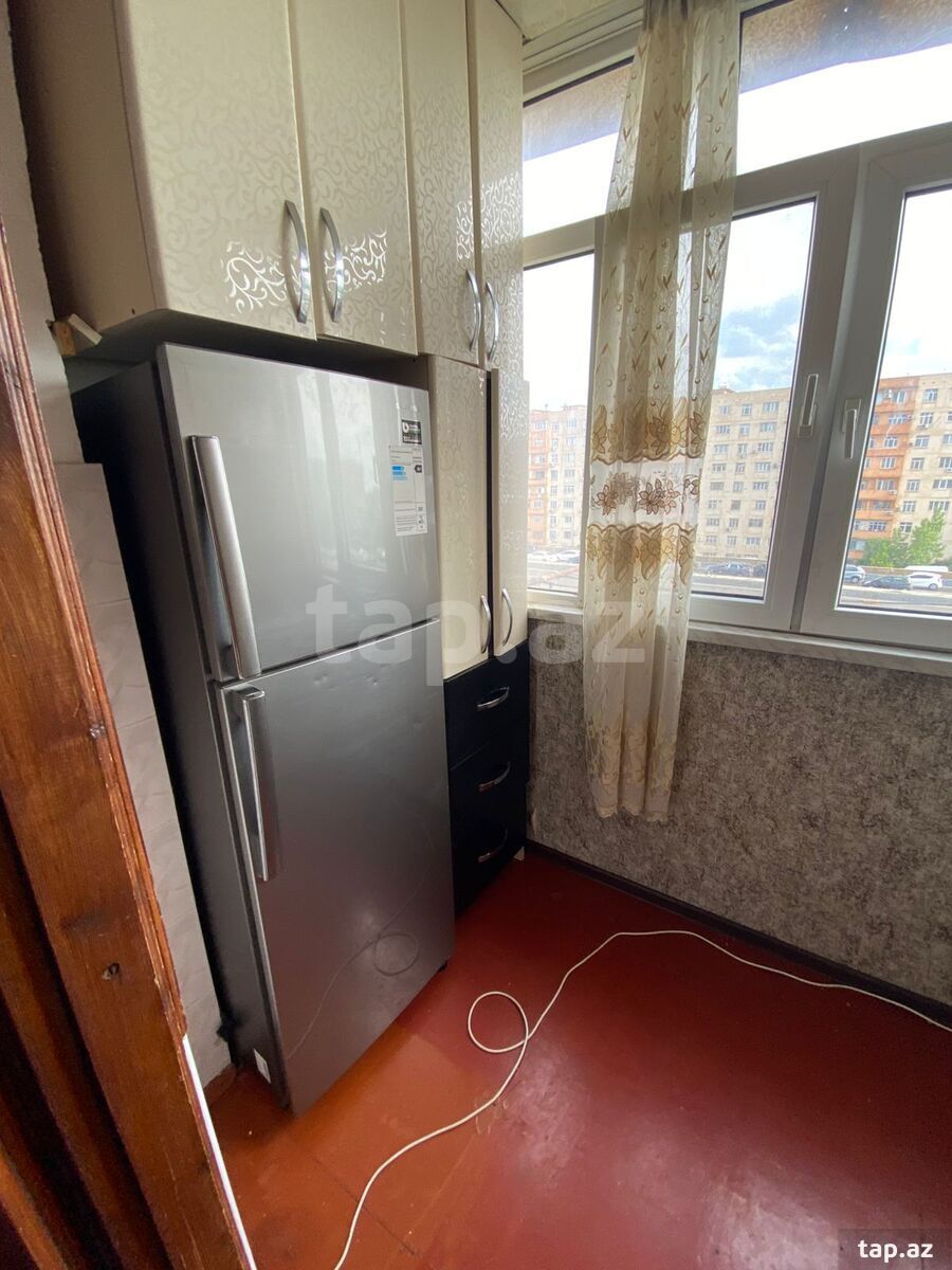 2-otaqlı mənzil kirayə verilir, M.Əcəmi m., 68 m² (2)