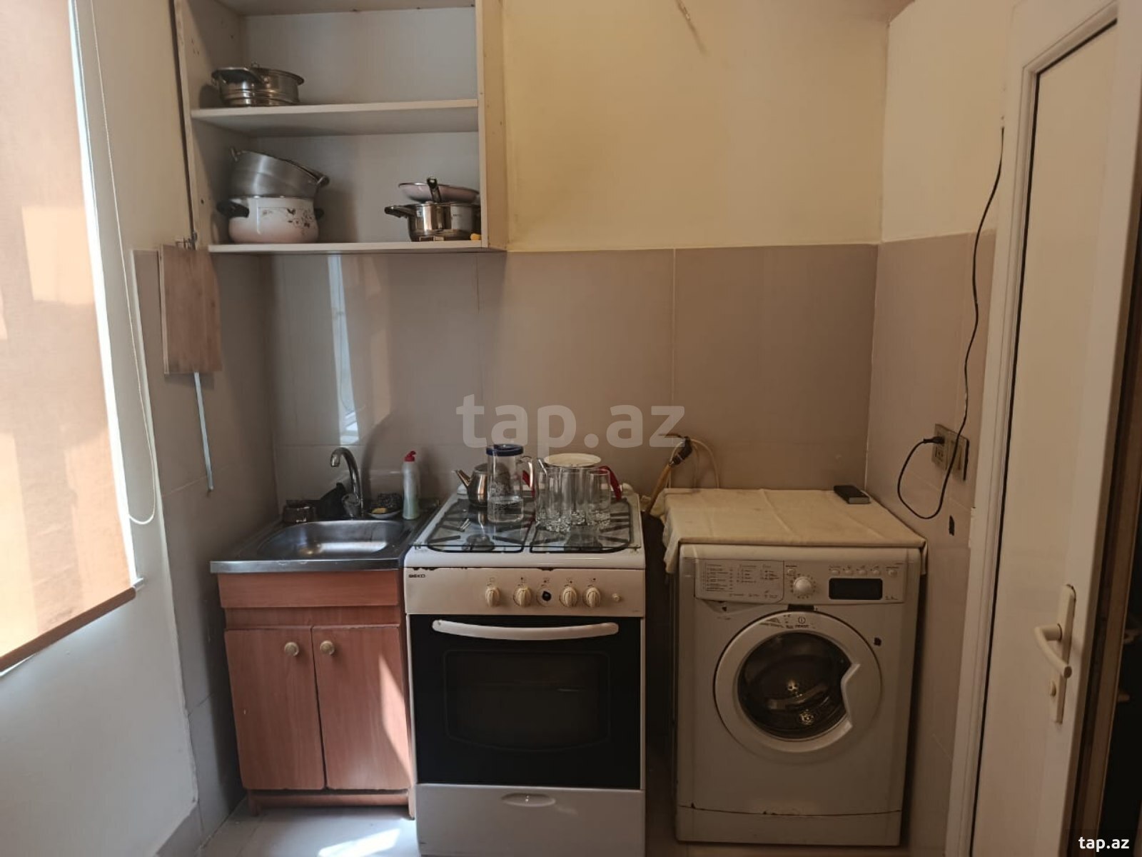 1-otaqlı mənzil kirayə verilir, 28 May m., 35 m² (2)