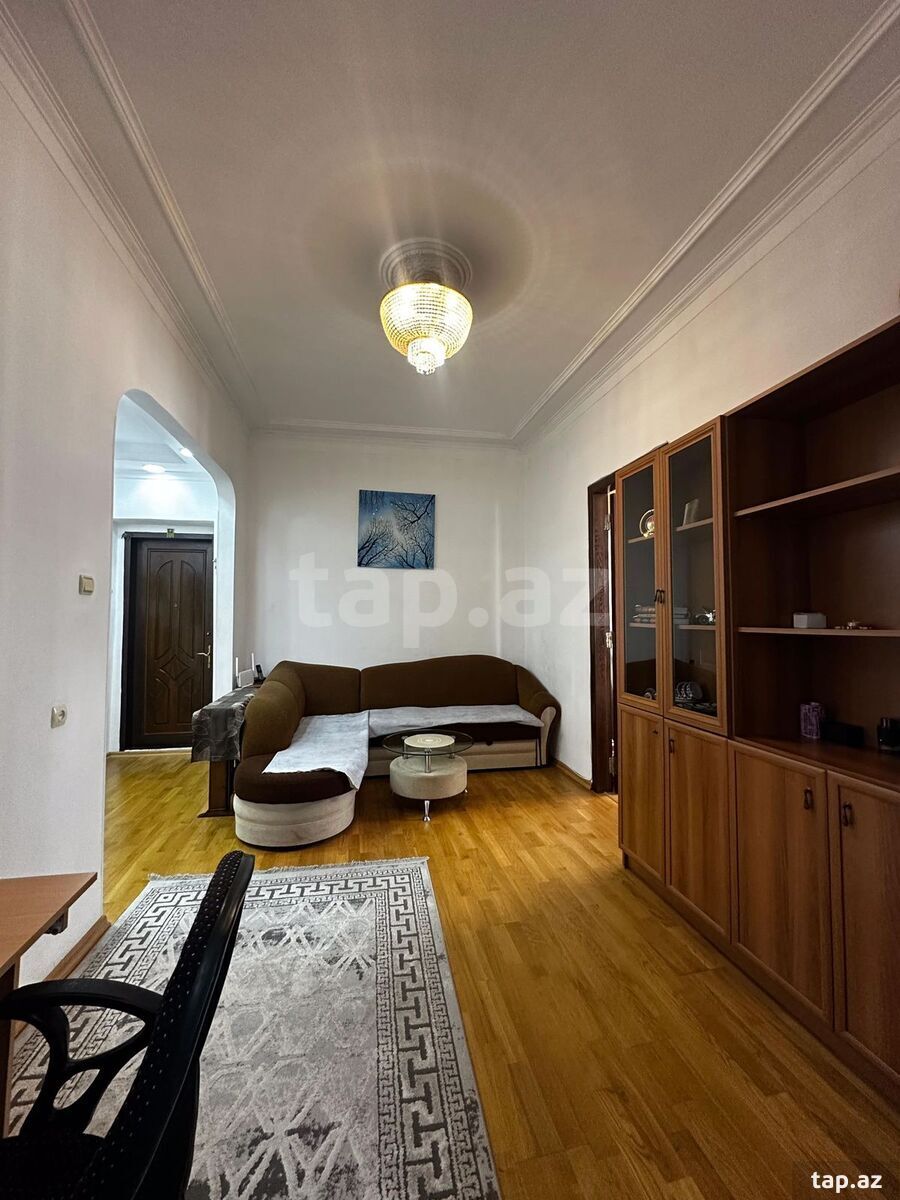 2-otaqlı mənzil kirayə verilir, Nizami küç.103, 55 m²