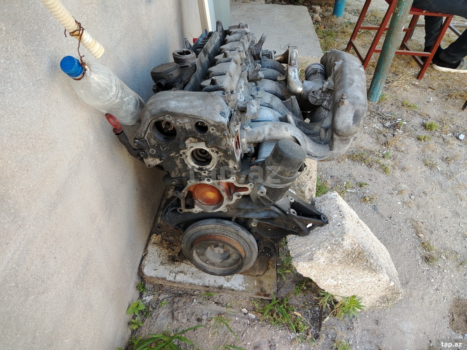 Mercedes W210 mühərrik başlığı (5)