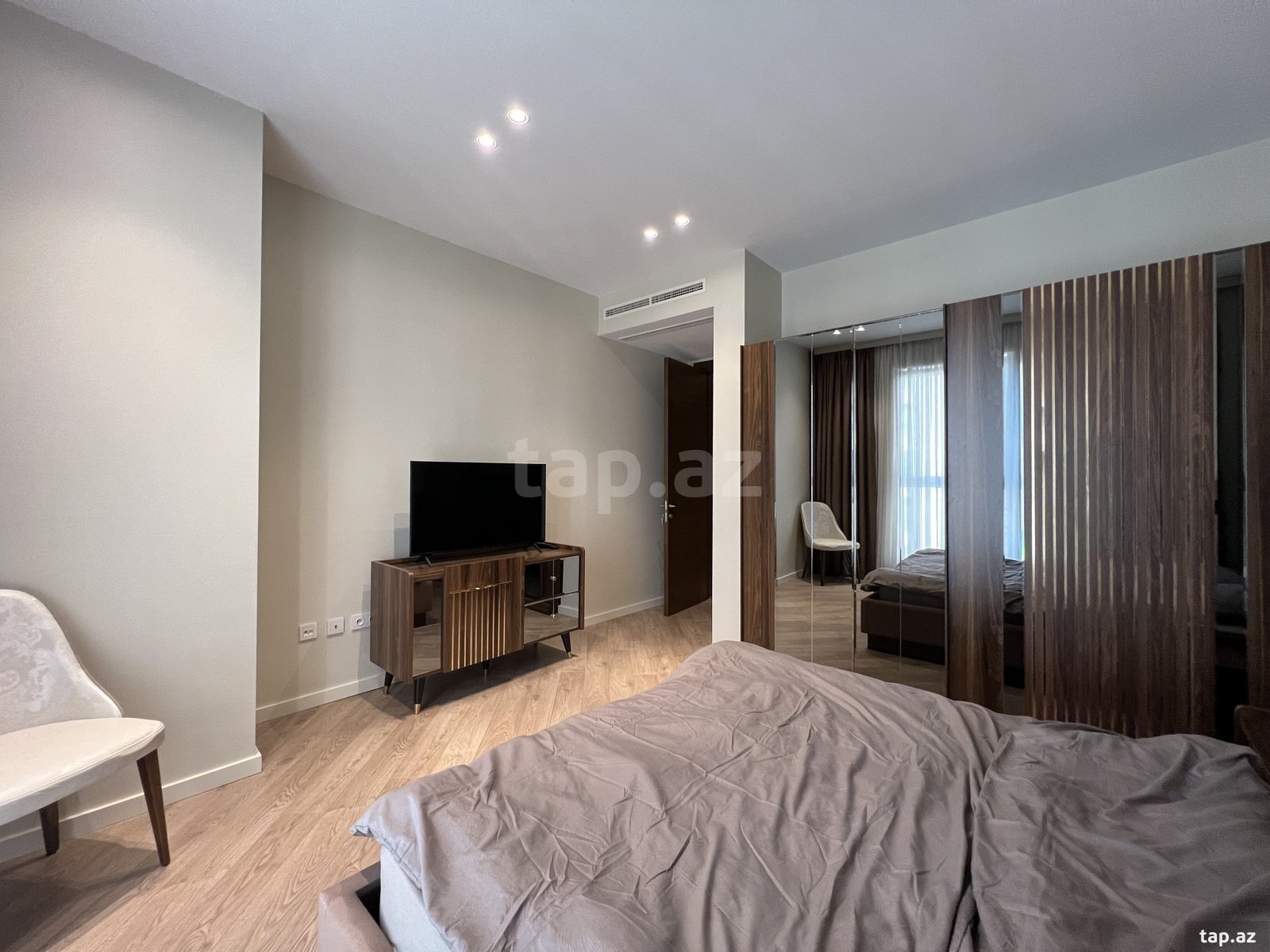 3-otaqlı yeni tikili kirayə verilir, Neftçilər pr., 120 m² (14)