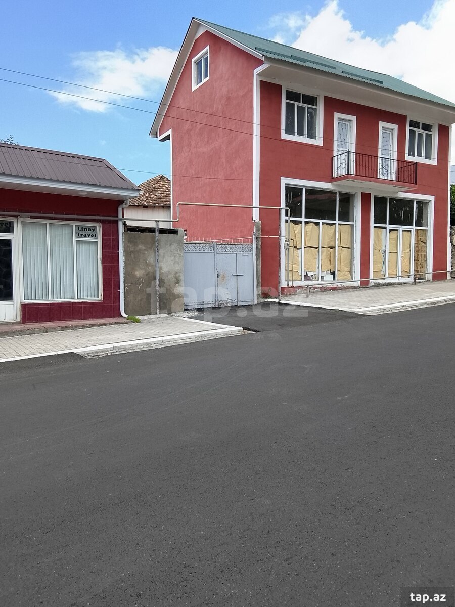 Bağ evi, Azərbaycan pr. (2)