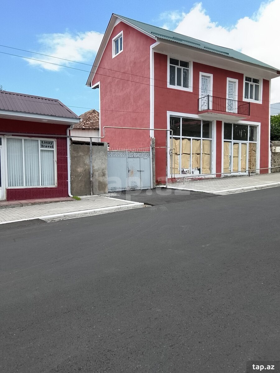 Bağ evi, Azərbaycan pr.