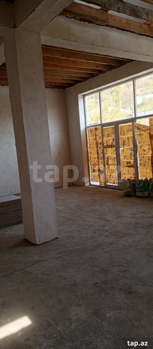 Bağ evi, Azərbaycan pr. (4)