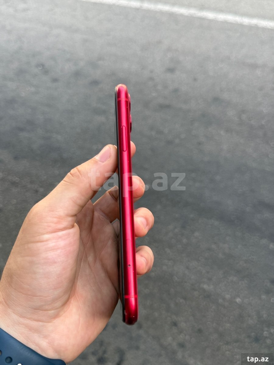 Apple iPhone 11 Red 128GB/4GB (3)