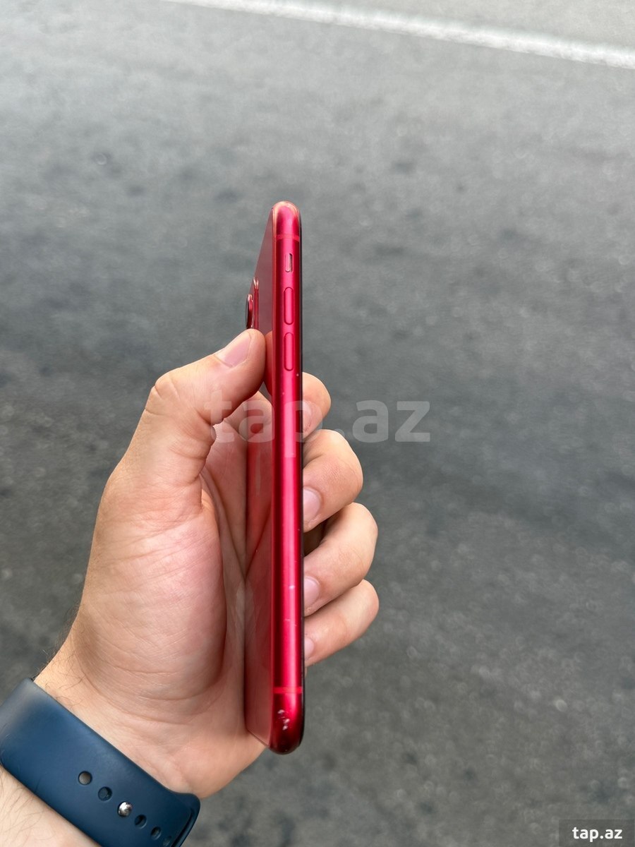 Apple iPhone 11 Red 128GB/4GB (4)