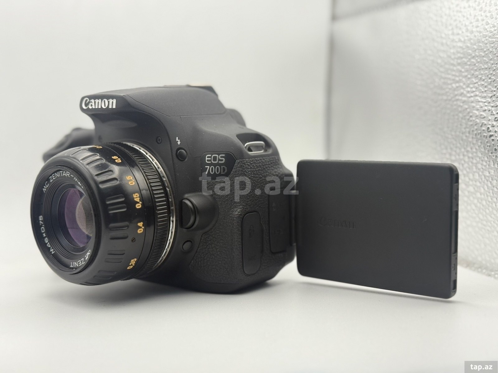 Canon 700D