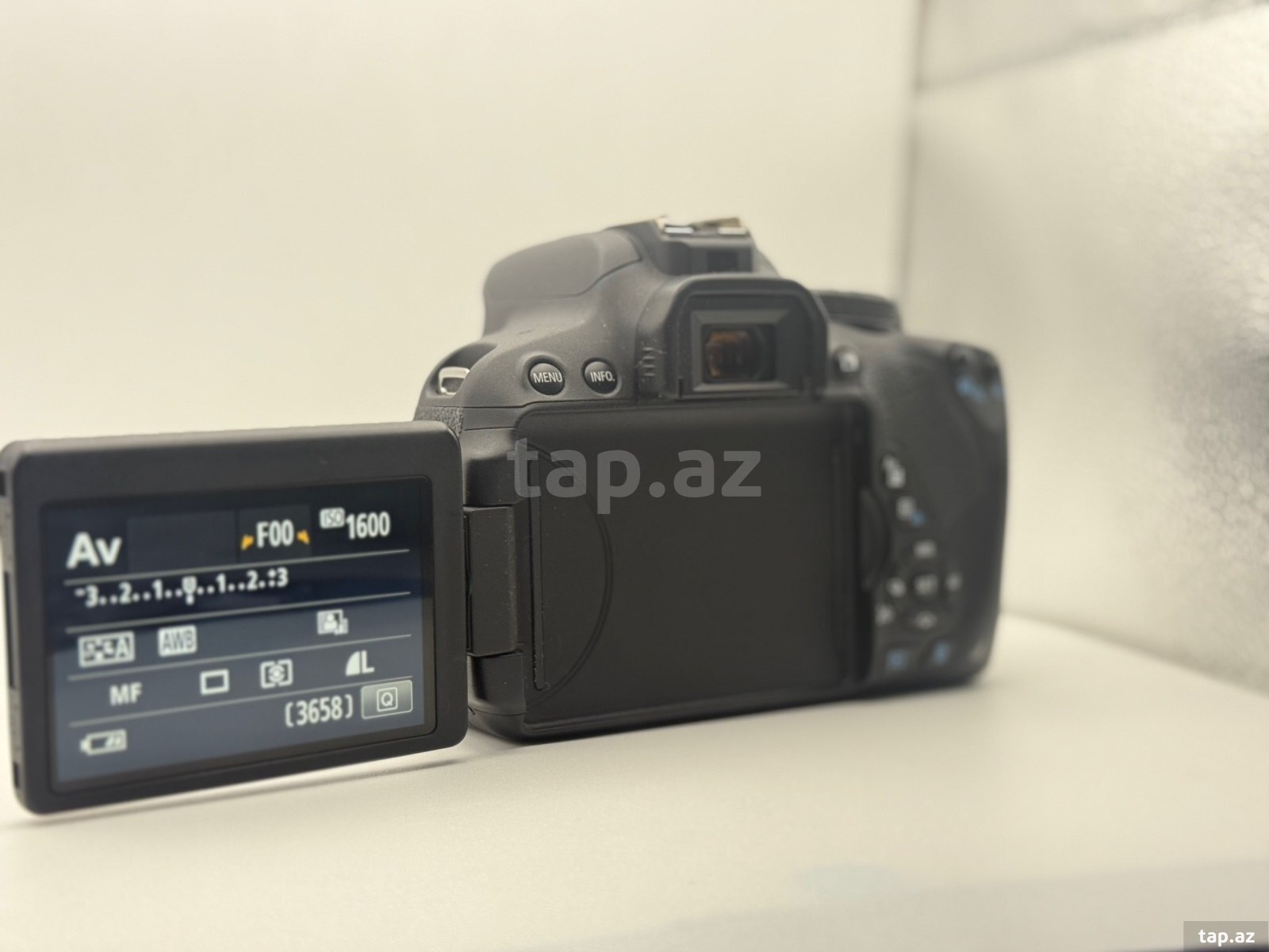 Canon 700D (2)