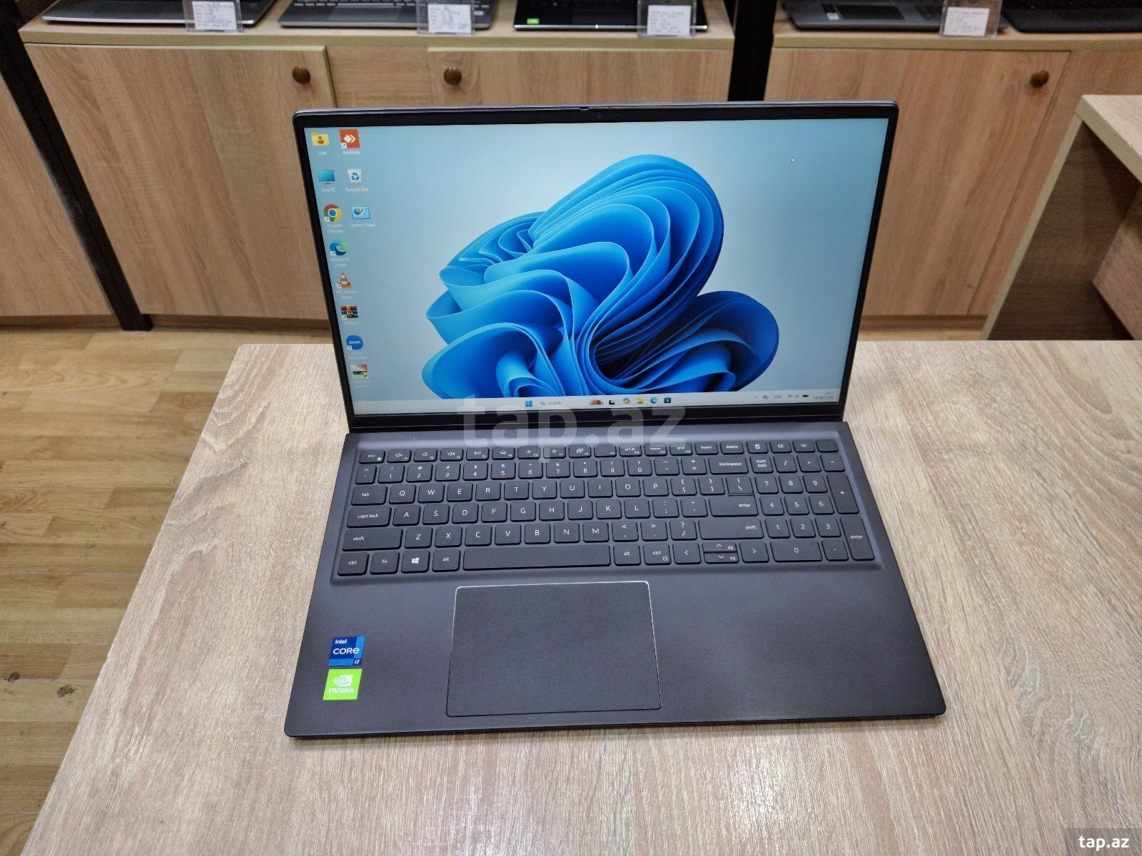 Noutbuk Dell Vostro 15 i7 11370H Mx450 2GB (2)