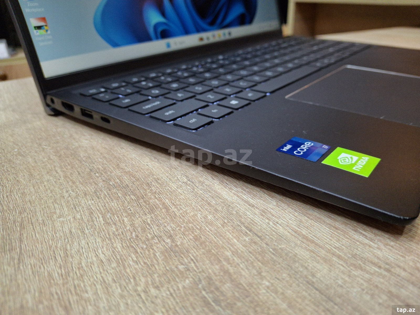 Noutbuk Dell Vostro 15 i7 11370H Mx450 2GB (5)