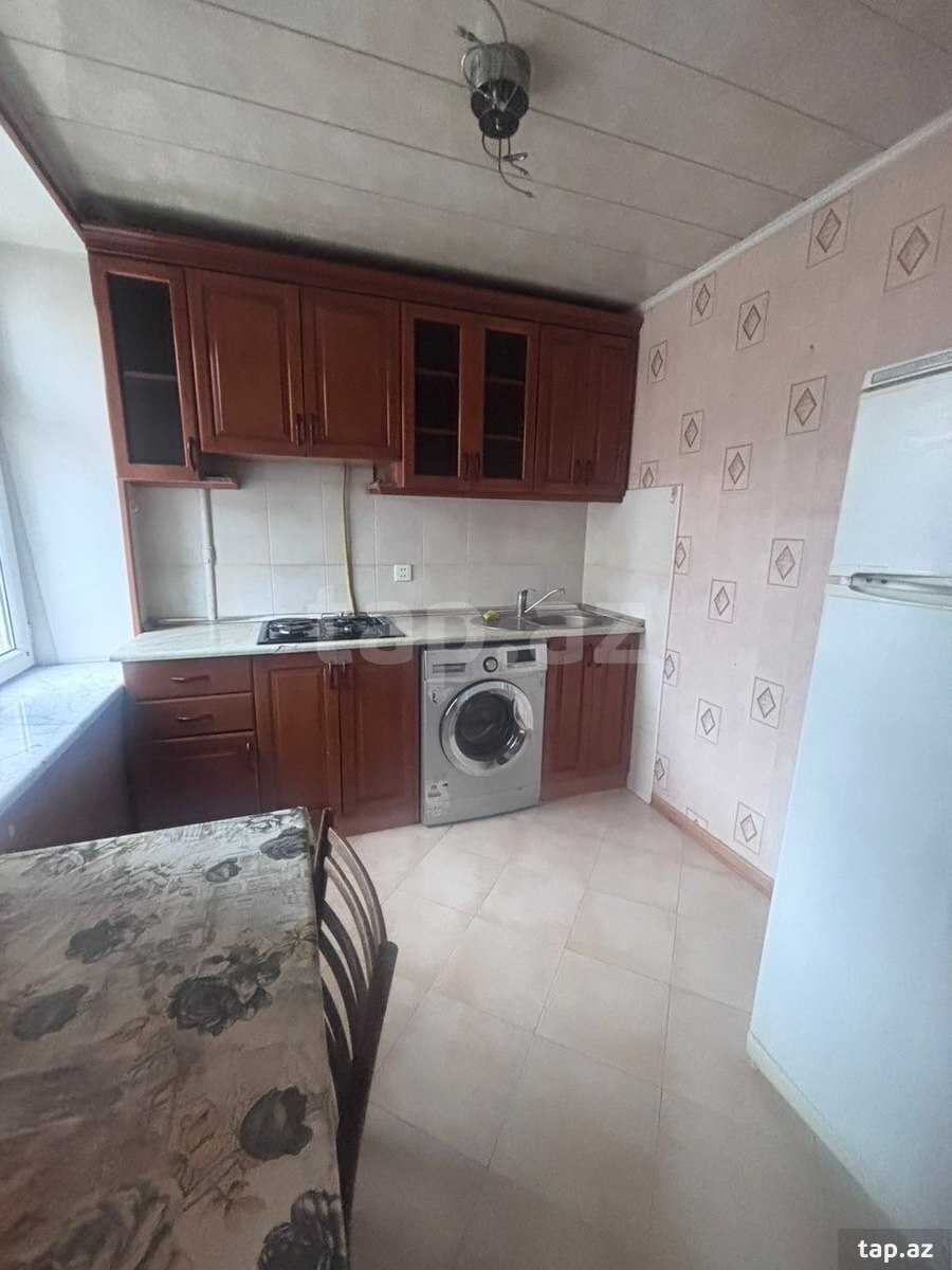 1-otaqlı mənzil kirayə verilir, 28 May m., 32 m² (4)