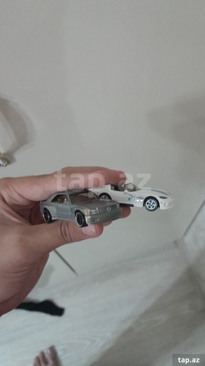 Hot Wheels avtomobilləri 
