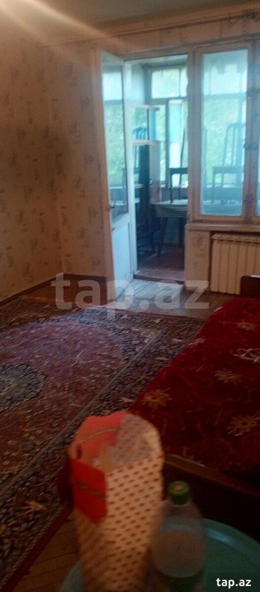 2-otaqlı mənzil kirayə verilir, İnşaatçılar m., 50 m²