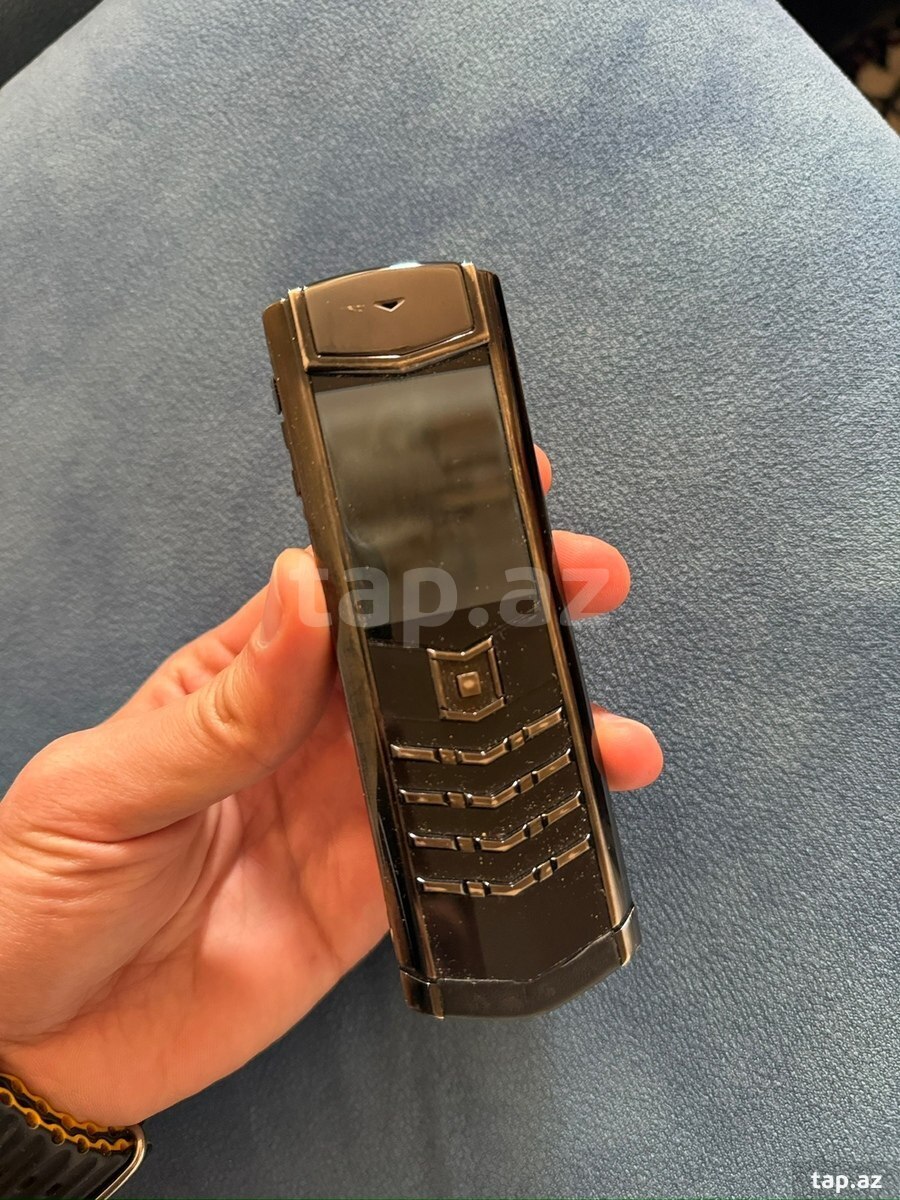 Vertu Signature S Design Pure Black 4GB