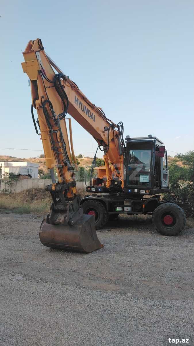 Hyundai ekskavator, 2008 il (2)