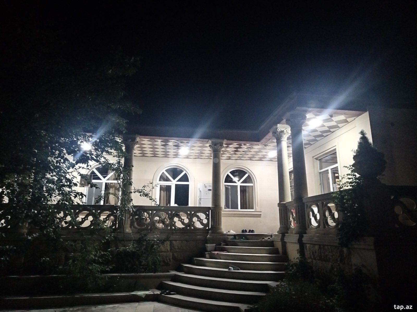 Həyət evi, Biləcəri qəs.