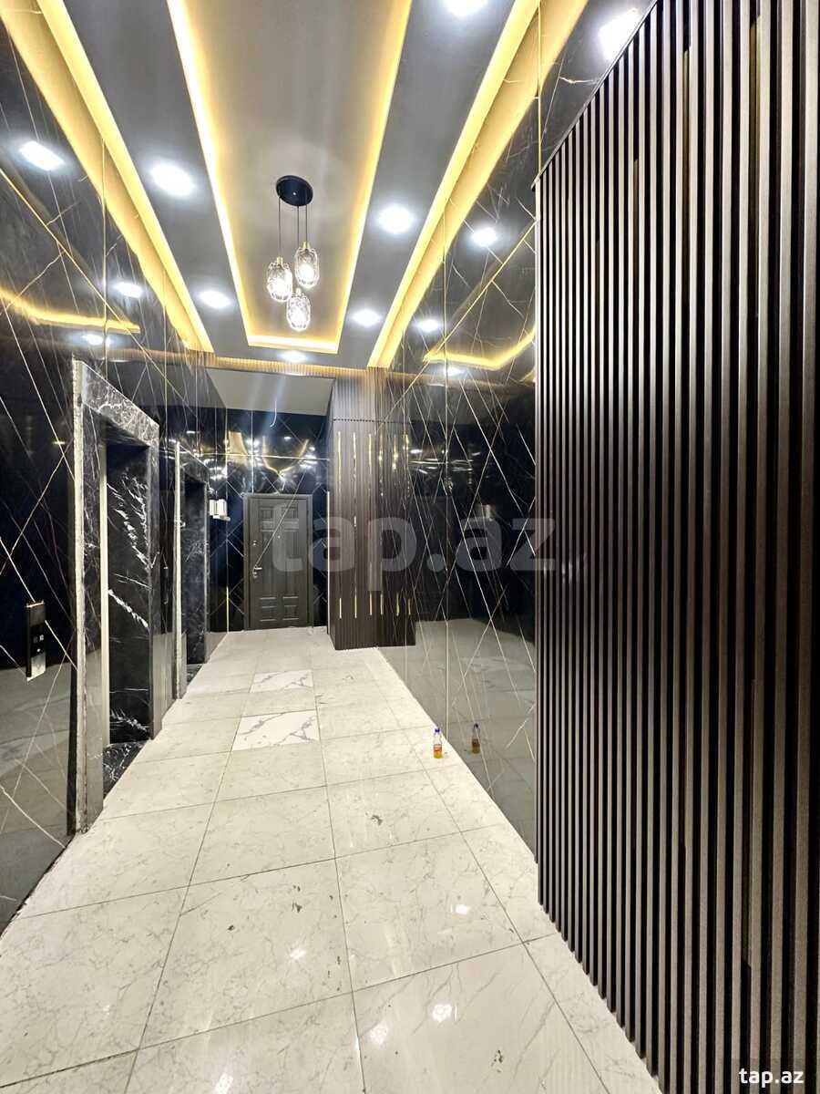 3-otaqlı yeni tikili, Memar Əcəmi m., 130 m²