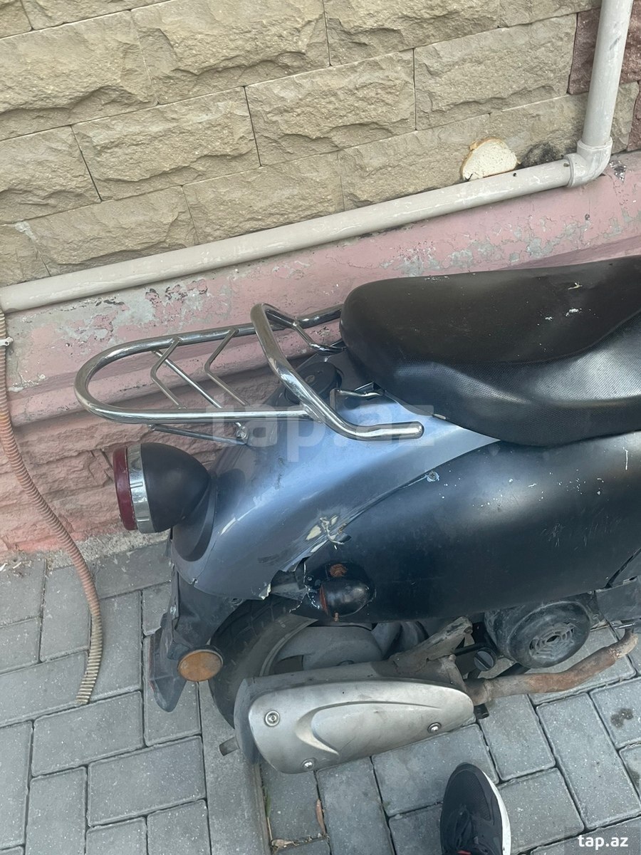 Moped, 2019 il (3)