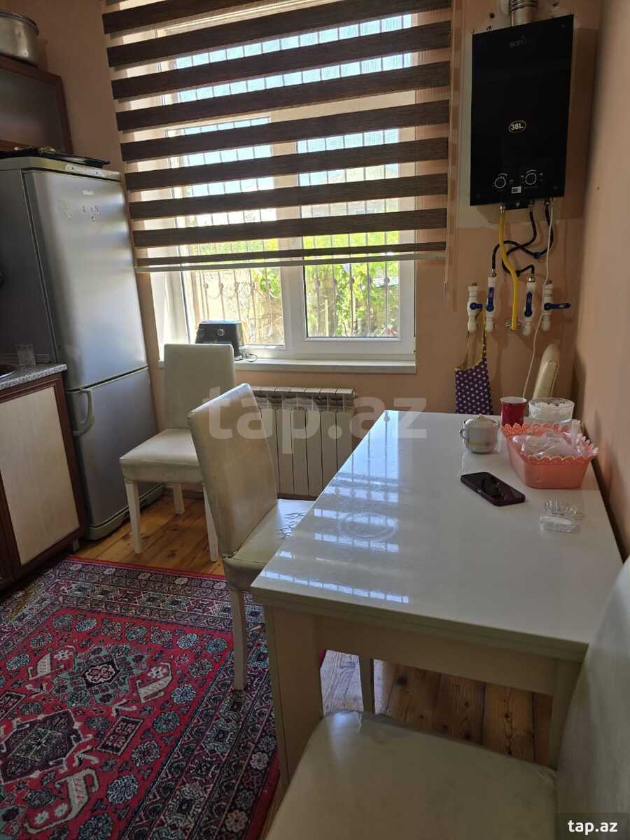 Həyət evi, Abşeron r. Saray qəs. (10)