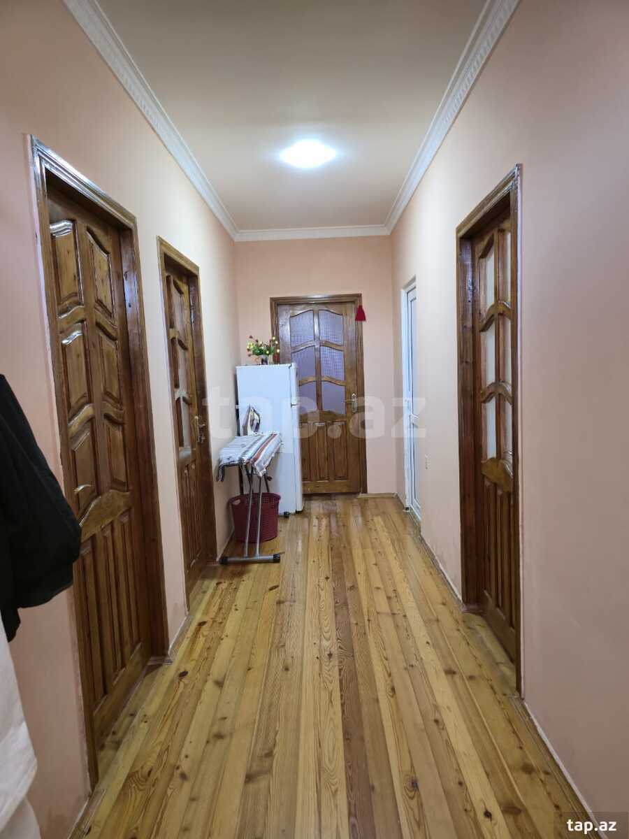 Həyət evi, Abşeron r. Saray qəs. (8)