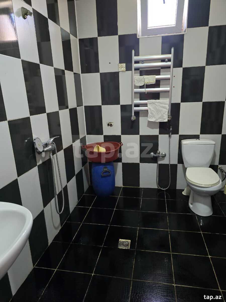 Həyət evi, Abşeron r. Saray qəs. (7)