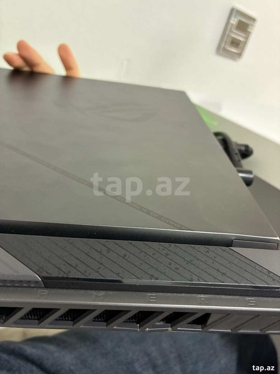 Asus ROG Strix G614JU | i7-13650HX | RTX 4050 | 16 (5)