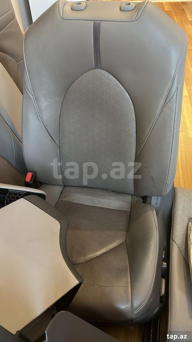 Toyota Camry 2017-2020 oturacaqları (2)