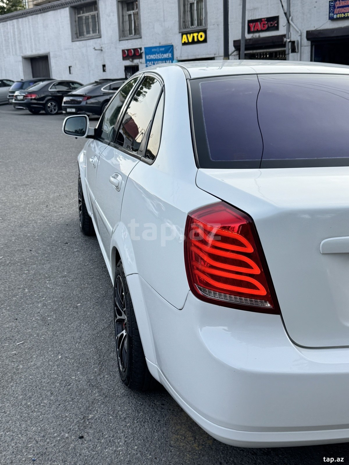 Daewoo Gentra, 2013 il (3)