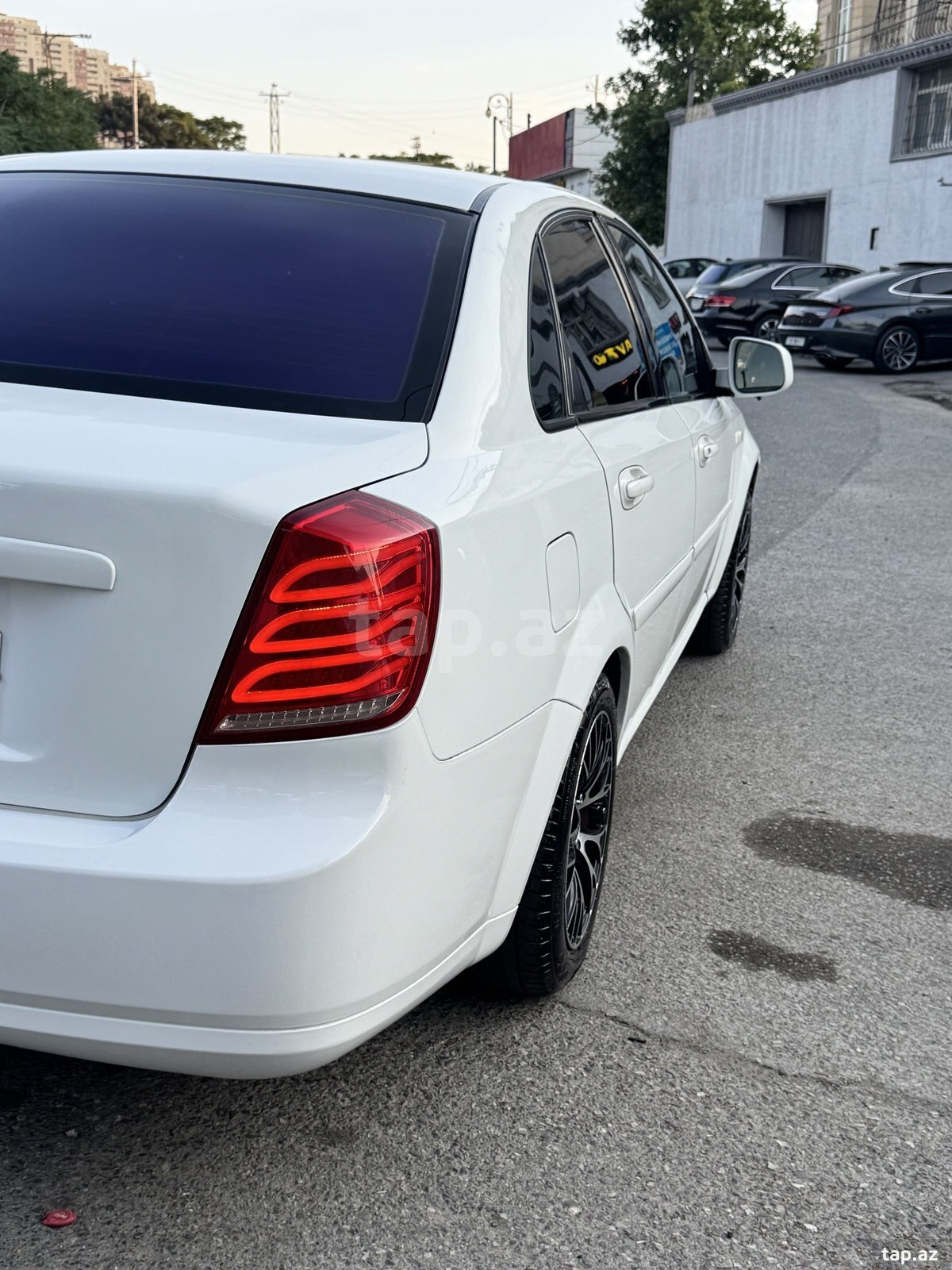 Daewoo Gentra, 2013 il (4)