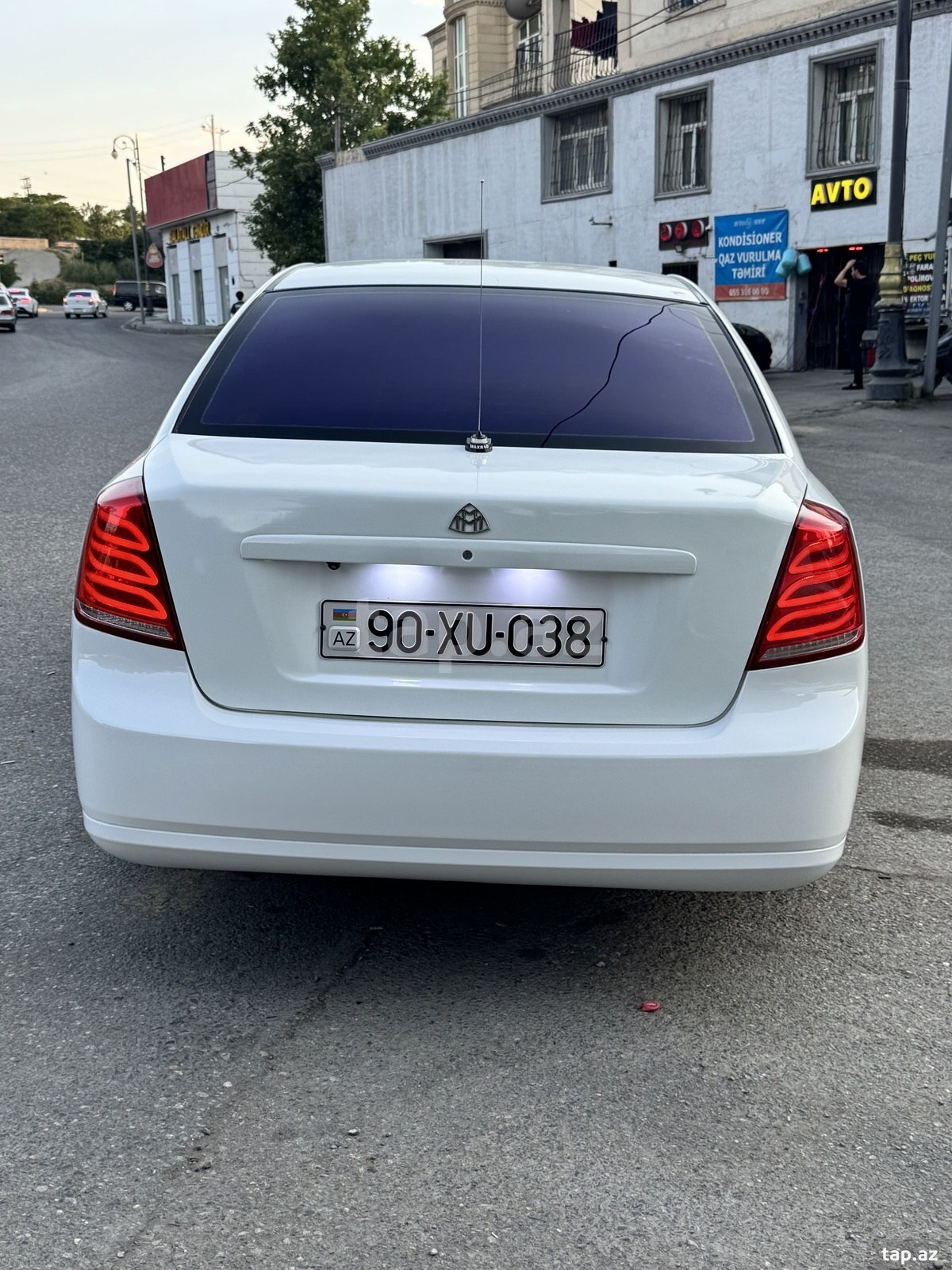Daewoo Gentra, 2013 il (2)