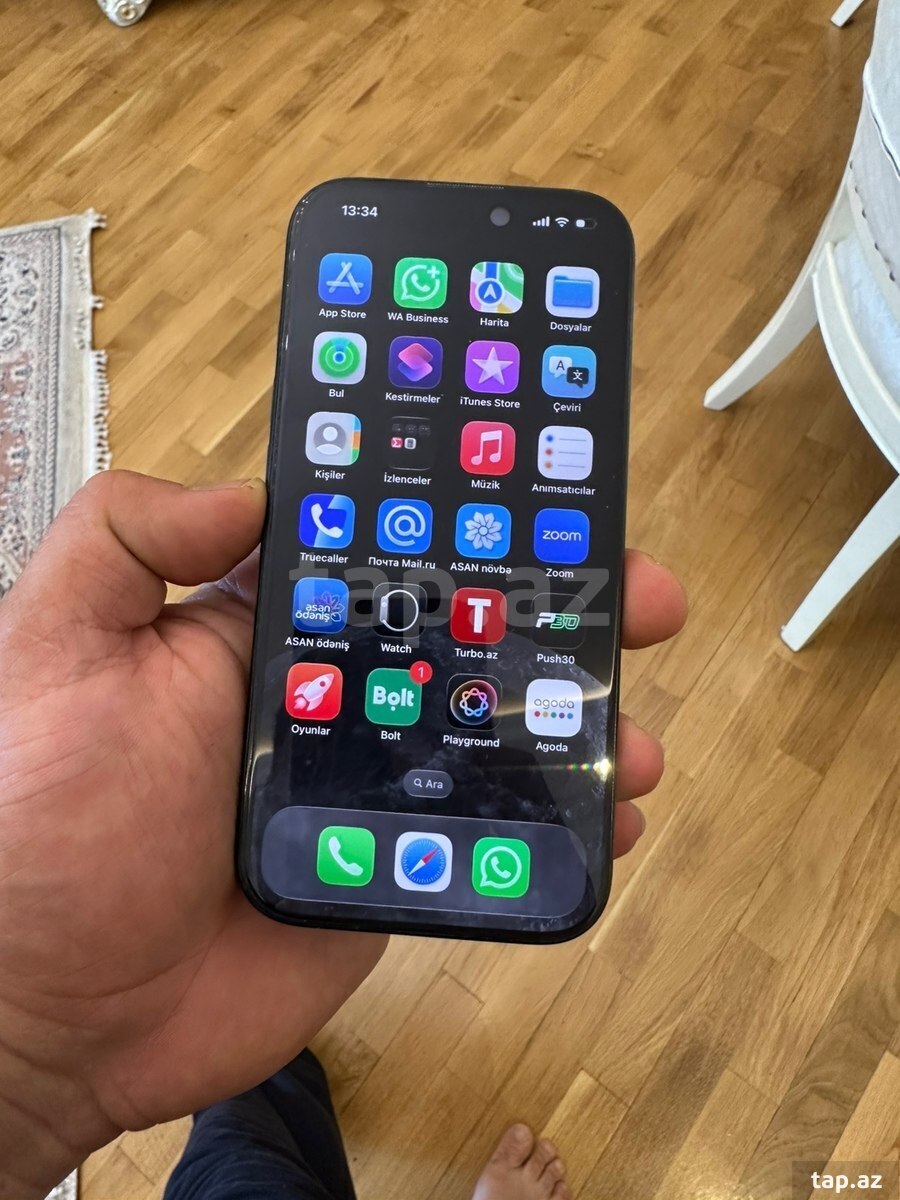Apple iPhone 16 Pro Black Titanium 128GB/8GB