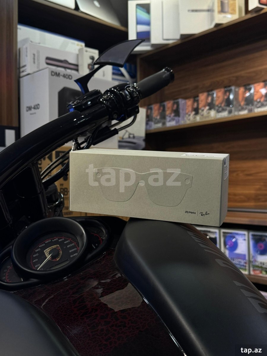 Smart eynək Ray-Ban Display (5)