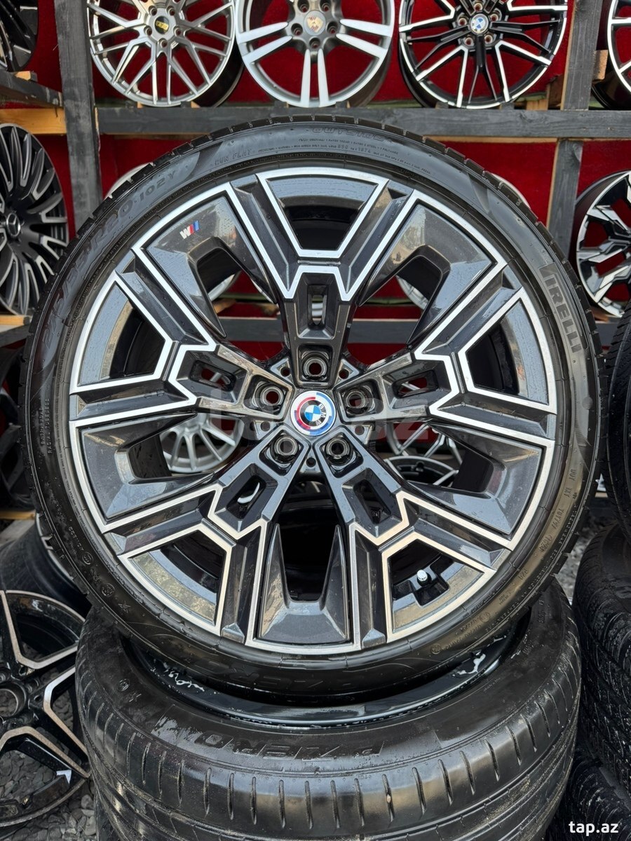 BMW G60 M Tech diskləri R20