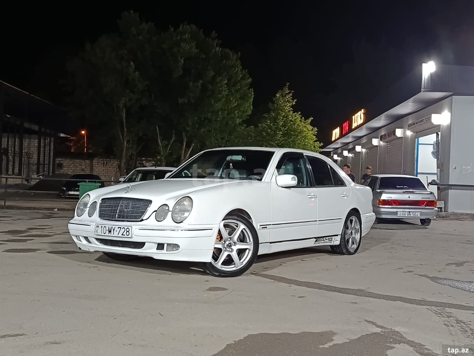 Mercedes E 320, 1999 il