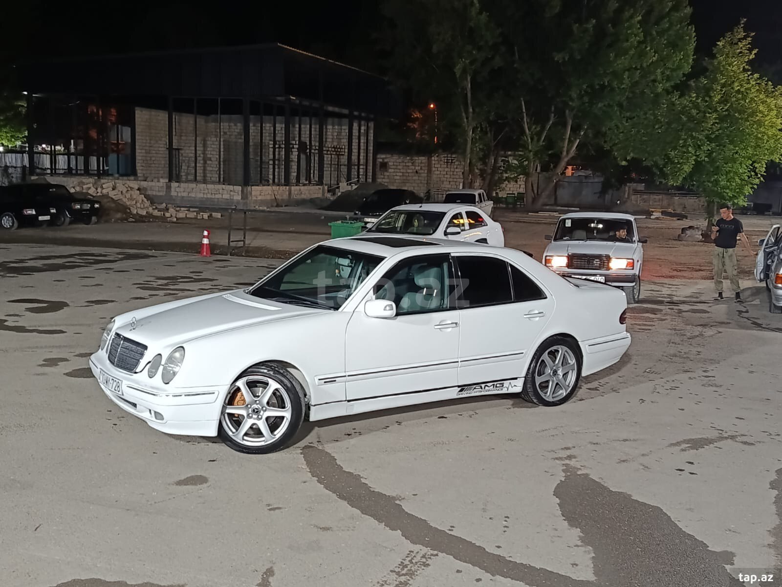 Mercedes E 320, 1999 il (2)
