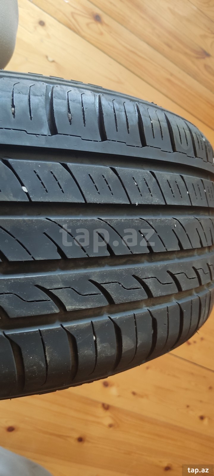 Rapid şini 225/40 R28 (4)