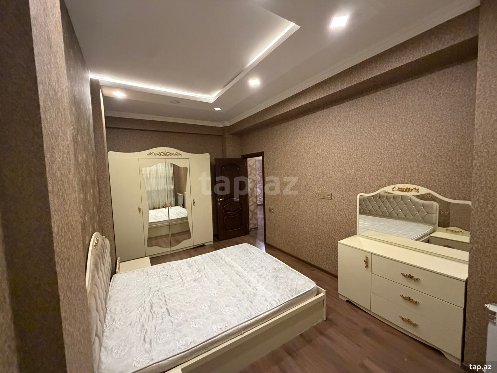 3-otaqlı yeni tikili kirayə verilir, Bakıxanov qəs., 85 m² (12)