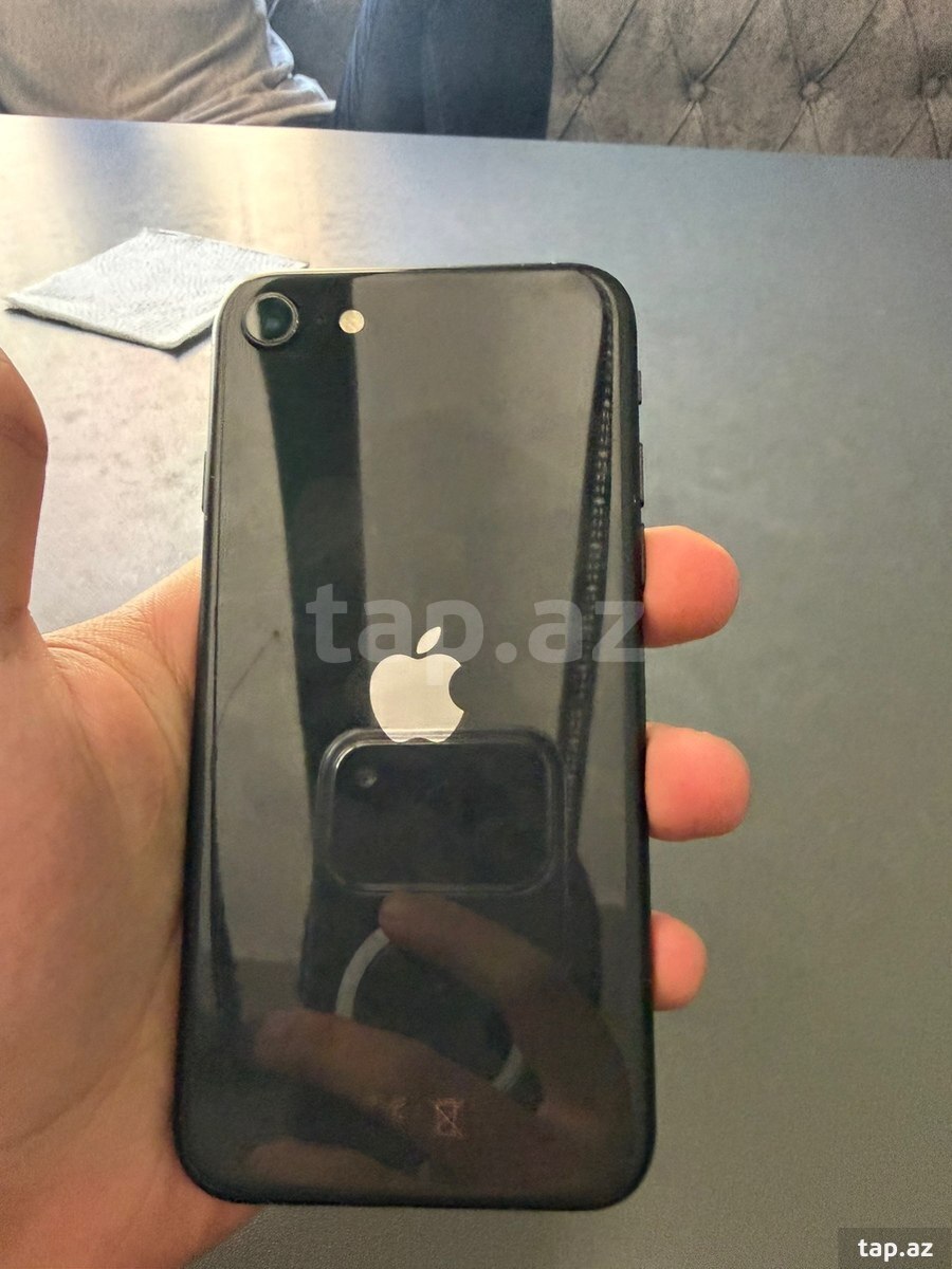 Apple iPhone SE (2020) Black 128GB/3GB
