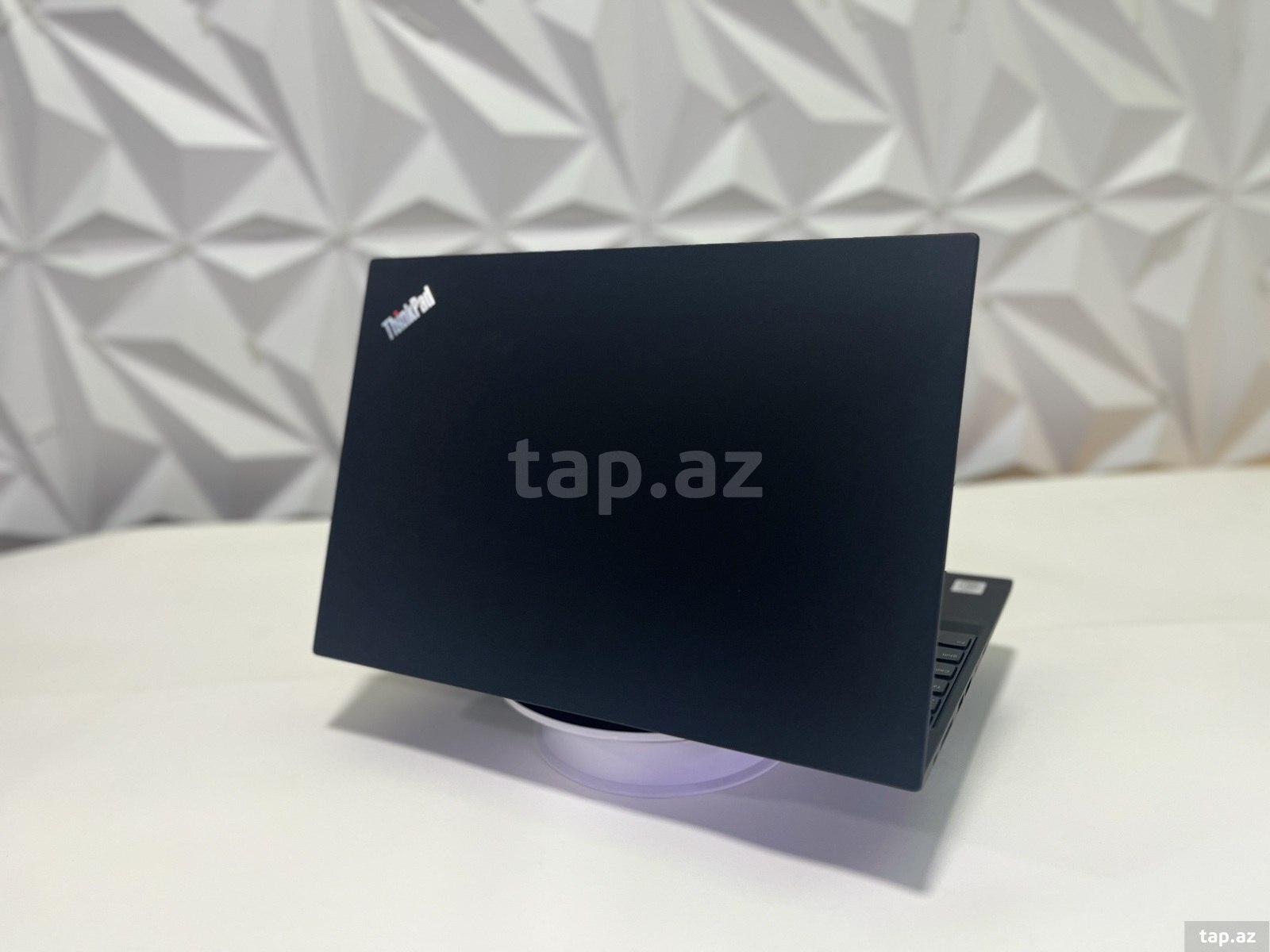 Lenovo T15 Gen 1 (2)