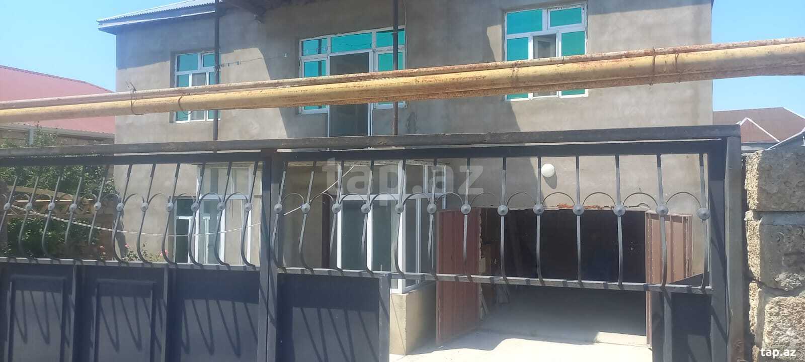 Həyət evi, Binə qəs.