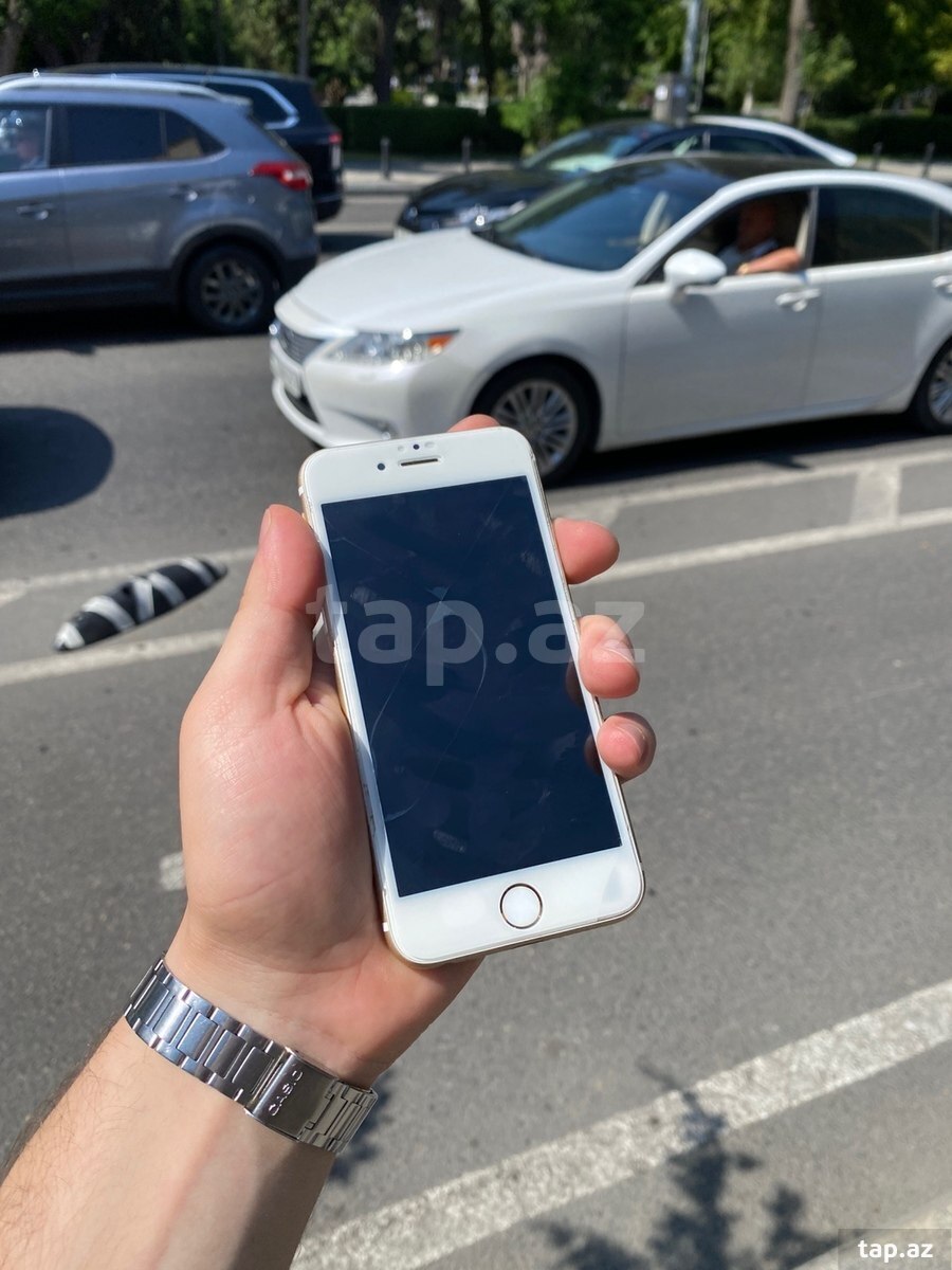 Apple iPhone 6S Gold 64GB