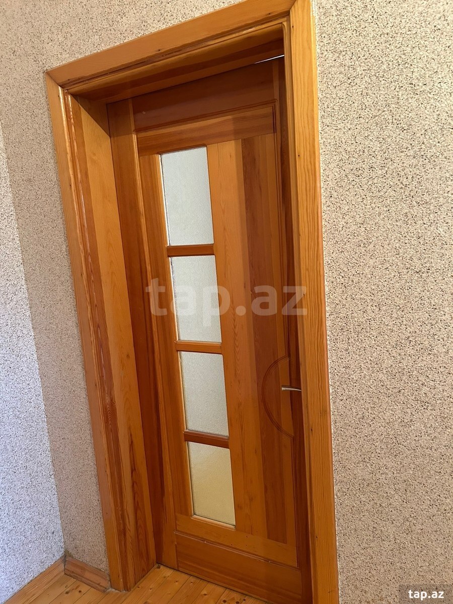 Qapı (2)