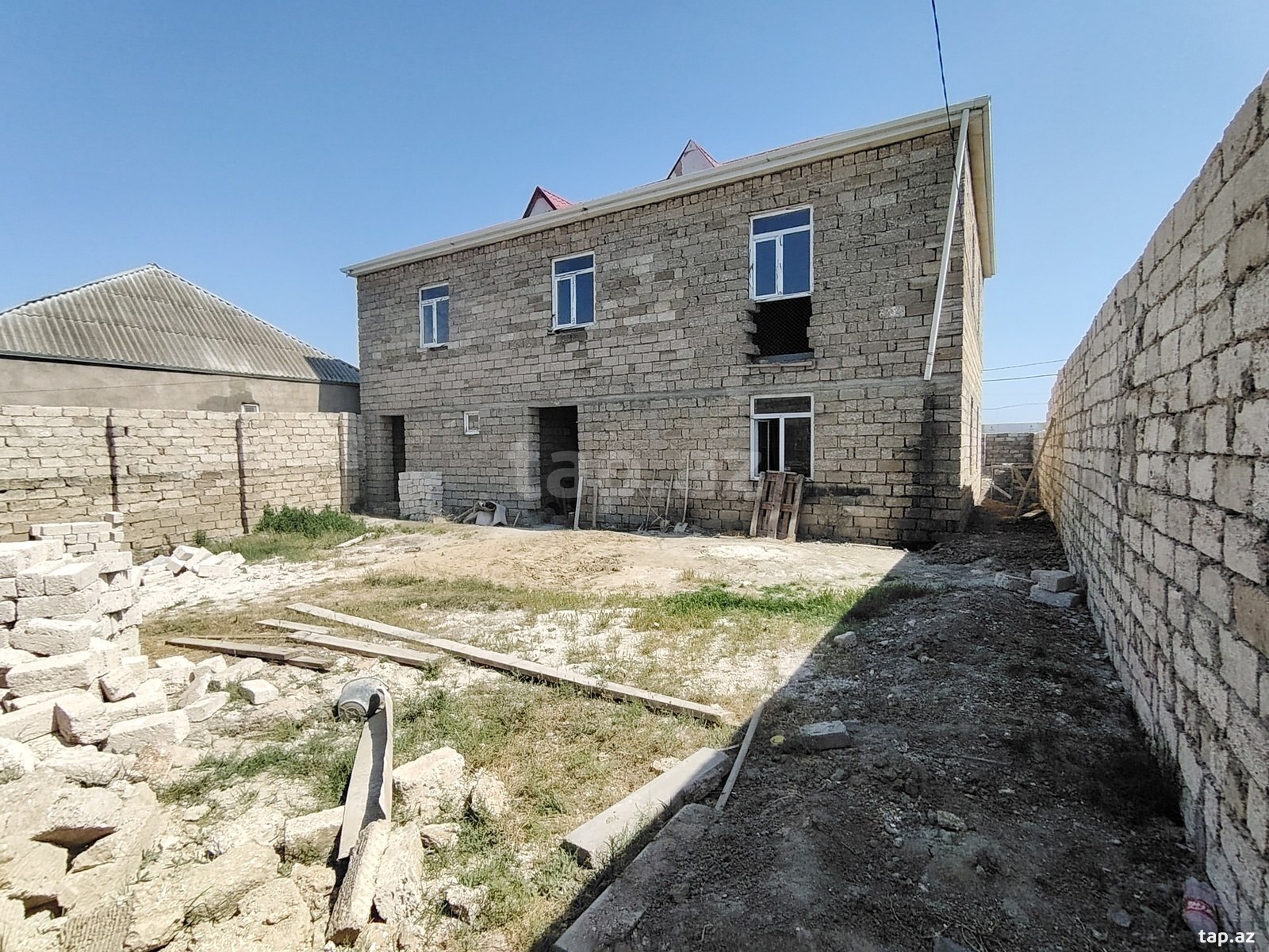 Bağ evi, Mərdəkan qəs. (4)