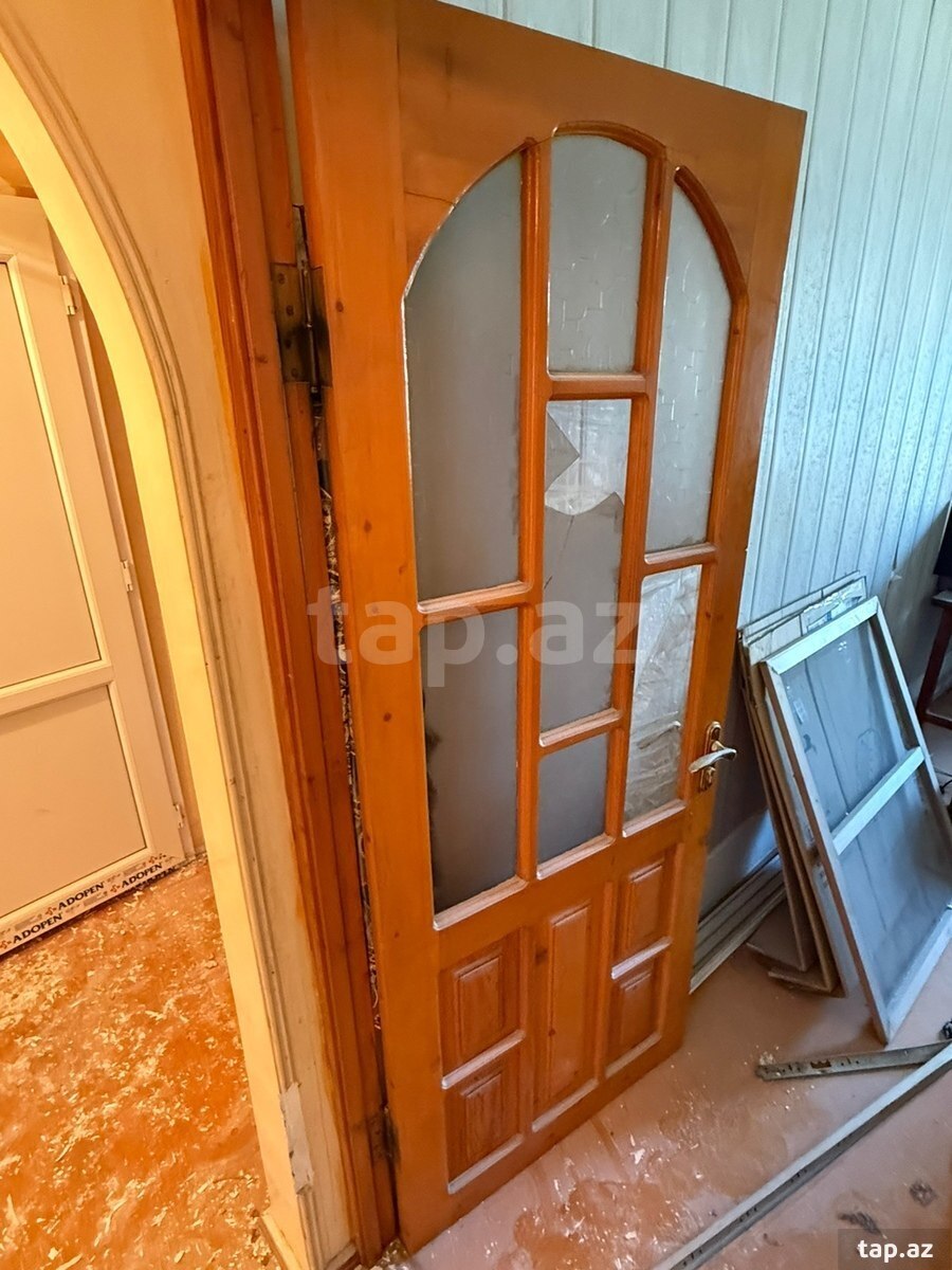 Taxta qapı (2)