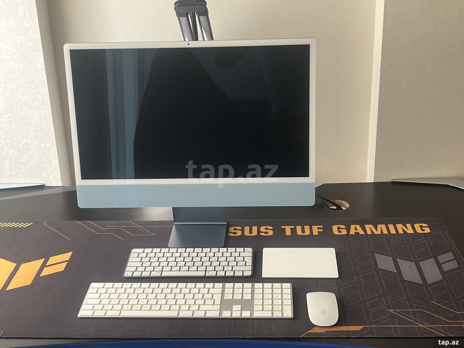 Apple iMac 24″ (M1, 8/256GB) 