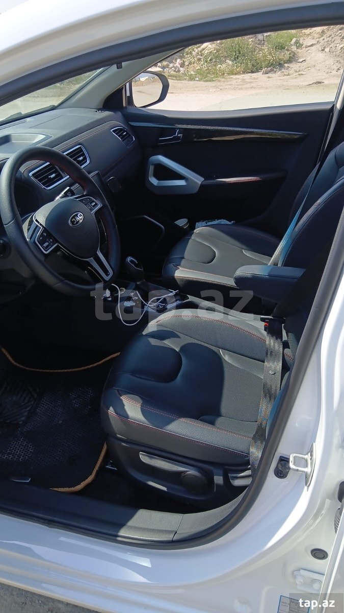 JAC J2, 2025 il icarəsi (4)