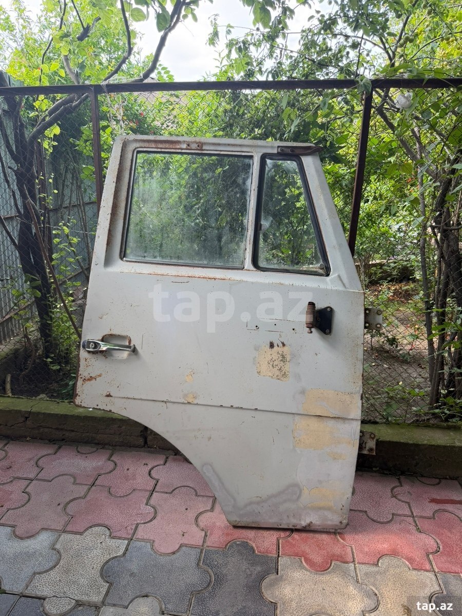 KamAz qapısı (3)
