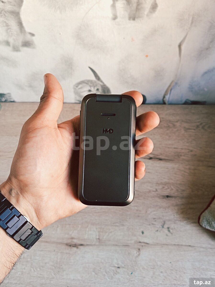 Nokia 2660 Flip Black (2)