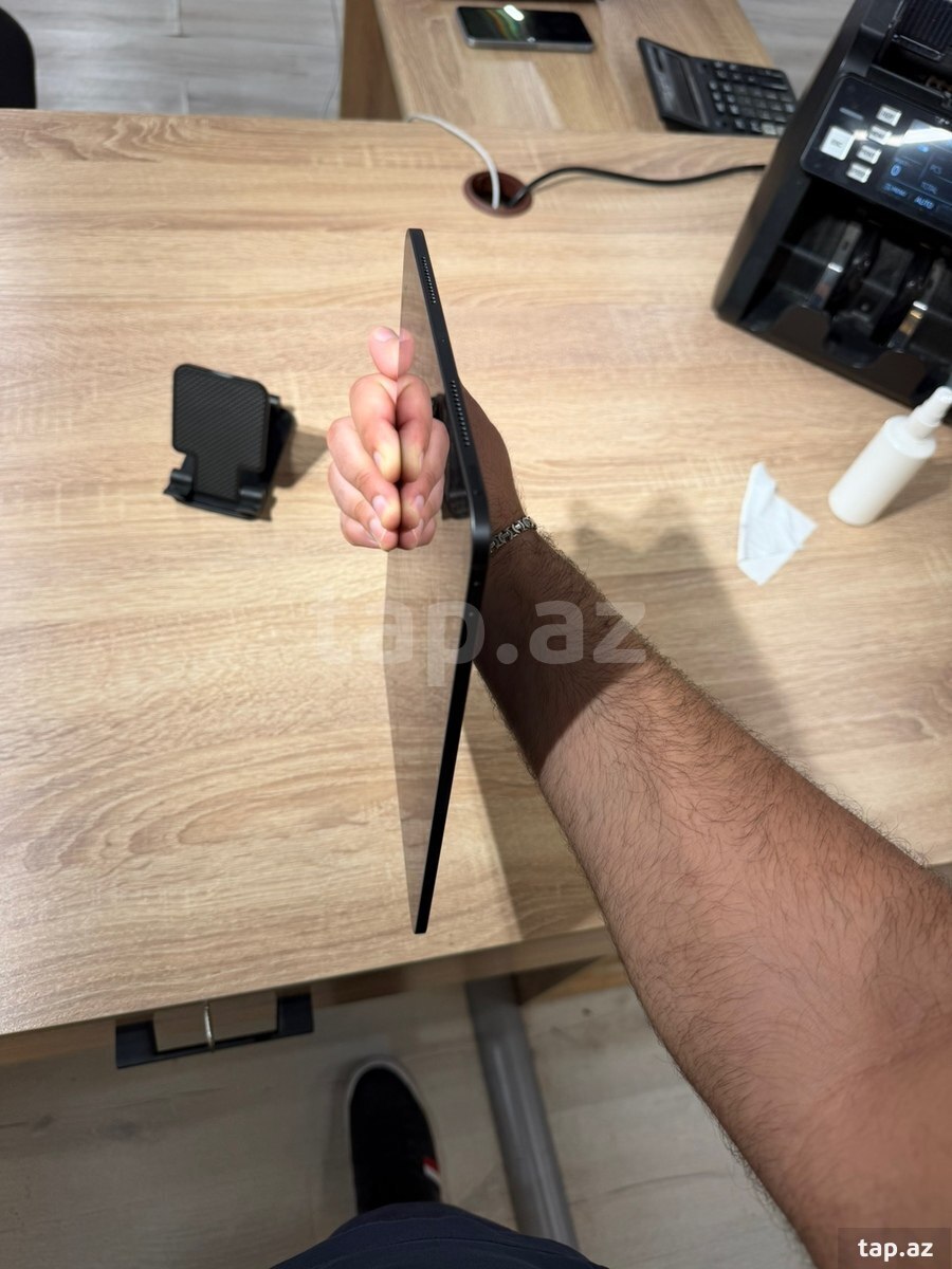 Apple iPad Pro 11 İnch M4 256 GB Space Black (4)